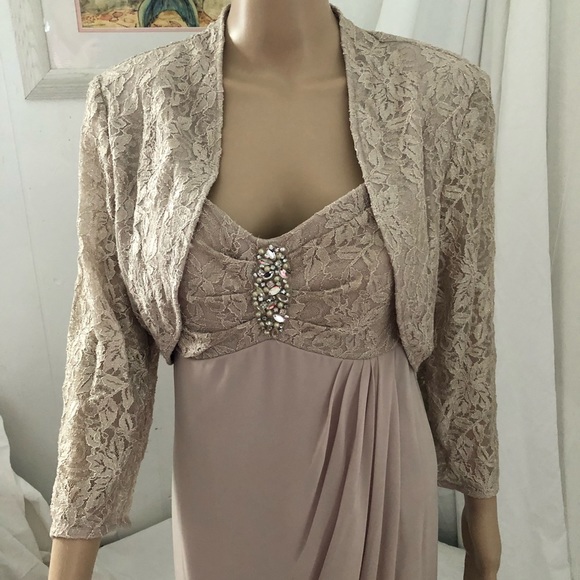 Jessica Howard Dresses & Skirts - Host Pick-Jessica Howard formal dress